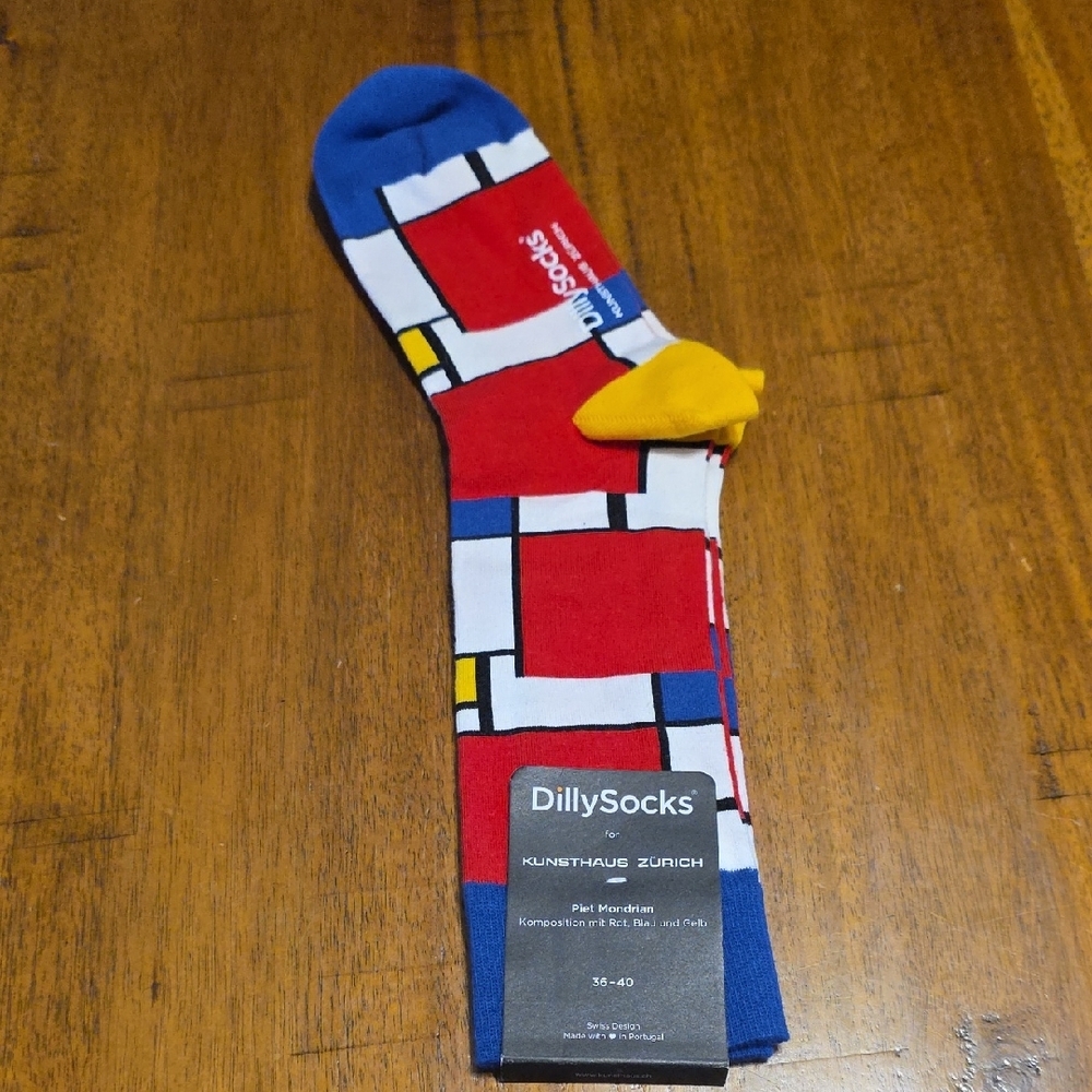 DillySocks for Kunsthaus Zurich Abstract Socks Sz 4-7